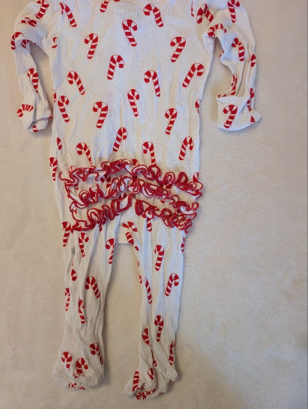 Waffle Ruffle-butt Footed Jammies - Picture 3 of 4